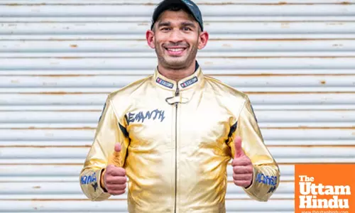 Hemant Mudappa beats World champion Ricky Gadson at Aamby Valley