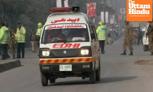10 killed in van-trailer collision in Pakistans Khyber Pakhtunkhwa