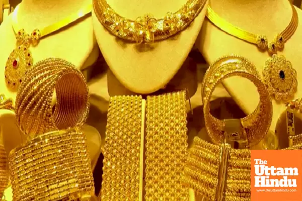 Gold Soars to Record High of Rs 95,435 Amid Rising Trade War Concerns Gold Soars to Record High of Rs 95,435 Amid Rising Trade War Concerns