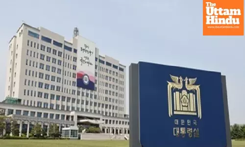 South Korea: Police, presidential security locked in standoff over attempt to raid presidential office