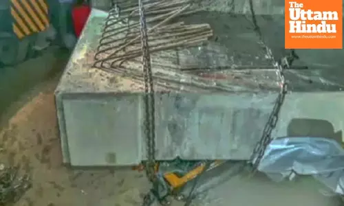 Bluru Metro expresses regret as girder viaduct during transportation crushes man to death