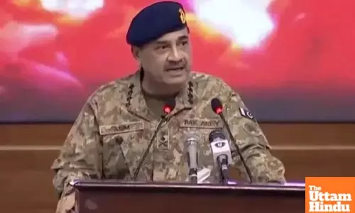 Another Kashmir threat from Pak Army Chief sparks outrage with Hindu remark