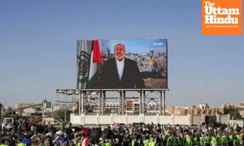 Hamas Signals End to War, Offers Full Hostage Release in Exchange for Prisoner Swap