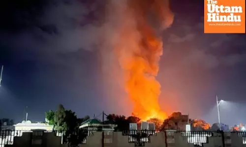 US air strikes on Yemens fuel port kill 80