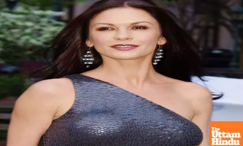 Catherine Zeta-Jones celebrates daughter Carys’ 22nd birthday with throwback pictures