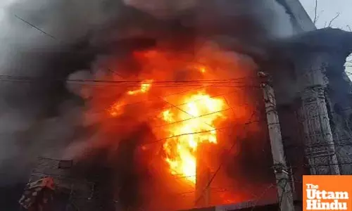 Jharkhand: Blaze Guts Clothes Shop in Giridih, Lakhs Lost, 2 Trapped