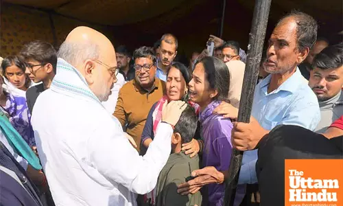 India Reacts with Anger After Pahalgam Attack, Amit Shah Consoles Grieving Families – Watch VIDEO