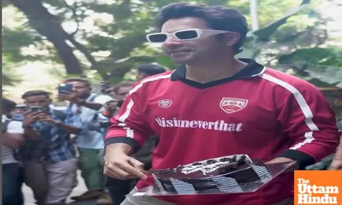 Varun Dhawan celebrates his birthday with the people who matter most