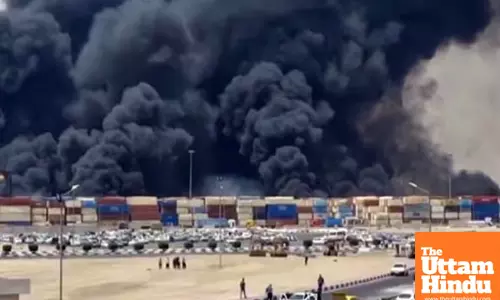 Massive Explosion Rocks Iranian Port: 4 Killed and 500 Injured, WATCH VIDEO