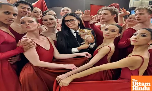 Demi Moore shares glimpses from her ballet night