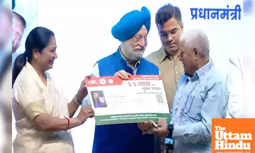 Ayushman Vay Vandana Scheme Launched in Delhi, Senior Citizens Praise Free Healthcare Initiative