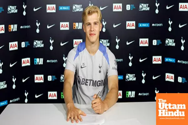 Lucas Bergvall signs new six-year contract with Spurs Lucas Bergvall signs new six-year contract with Spurs