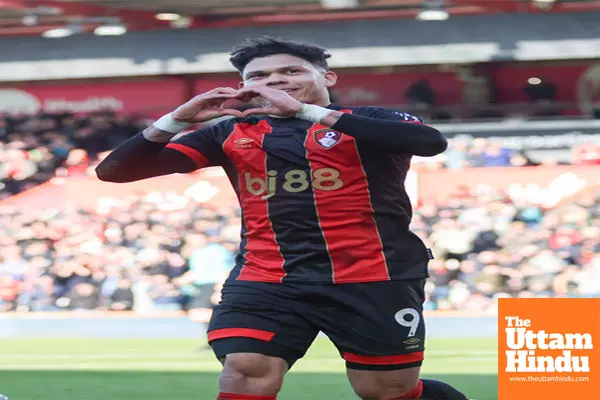 Evanilsons red card rescinded after Bournemouths appeal Evanilsons red card rescinded after Bournemouths appeal