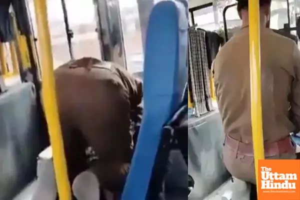 Bus Driver Stops Vehicle Midway to Offer Namaz, Faces Action After Passenger Complaint Bus Driver Stops Vehicle Midway to Offer Namaz, Faces Action After Passenger Complaint