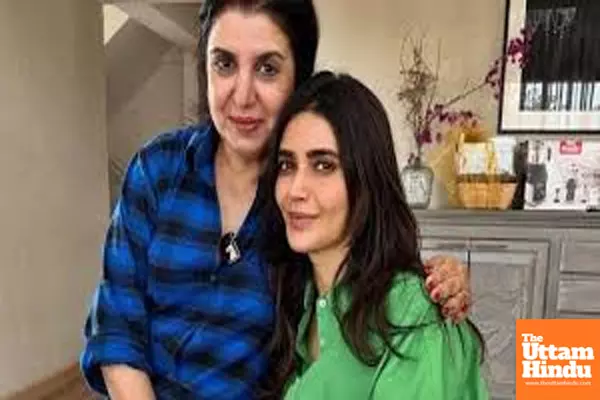 Karishma Tanna shares her April dump with Farah Khan as she welcomes the new month