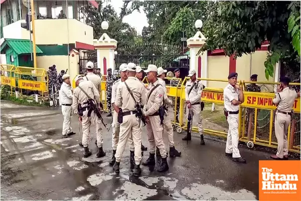 Manipur Land Dispute Turns Violent: Mob Torches PWD Bungalow, 25 Injured Including Security Forces