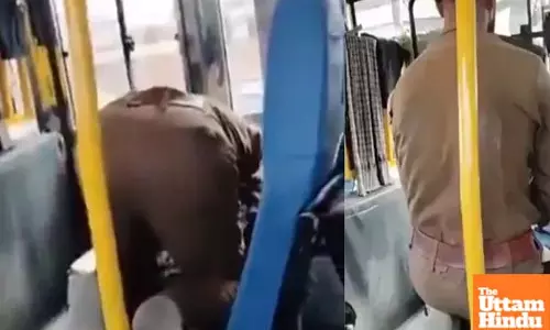 Bus Driver Stops Vehicle Midway to Offer Namaz, Faces Action After Passenger Complaint