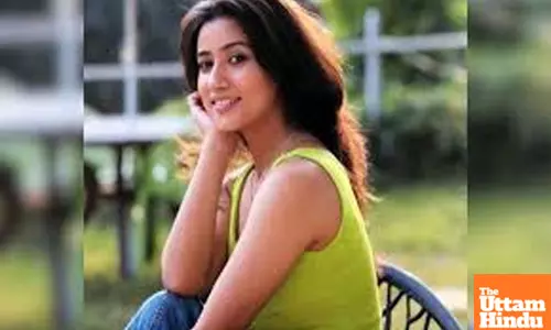 From cotton clothes to oversized tees: Diksha Dhami talks about summer fashion