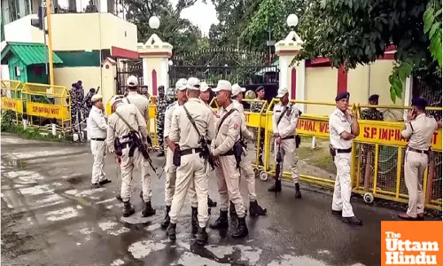 Manipur Land Dispute Turns Violent: Mob Torches PWD Bungalow, 25 Injured Including Security Forces