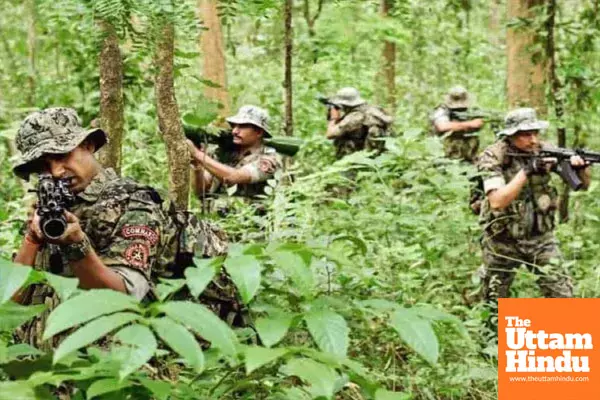 Wanted Naxalite With Rs 8 Lakh Bounty Killed in Encounter With Security Forces in Chhattisgarh Wanted Naxalite With Rs 8 Lakh Bounty Killed in Encounter With Security Forces in Chhattisgarh