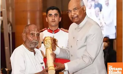 Padma Shri Awardee Yoga Guru Baba Shivanand Dies at 128 in Varanasi