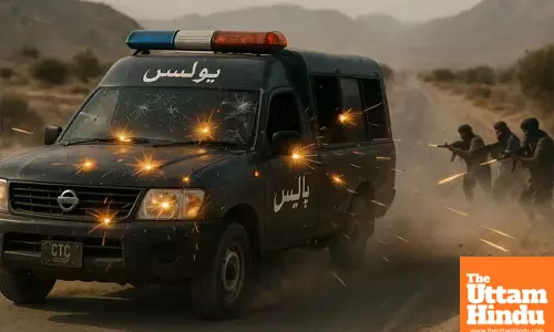 Firing on Police Van on Quetta-Karachi Highway in Pakistan: 5 Policemen Taken Hostage, 10 Prisoners Absconded