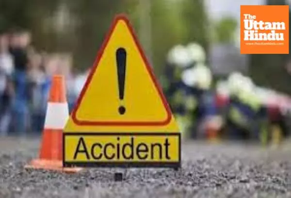 Roadways Bus Collides with Brick-Laden Tractor, Driver Killed, 18 Injured Roadways Bus Collides with Brick-Laden Tractor, Driver Killed, 18 Injured