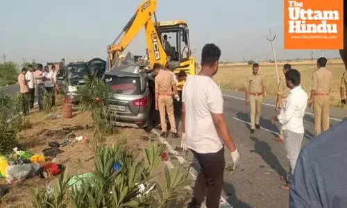 Driver Dozes Off, Car Slams Into Truck—5 Killed in Fatal Mishap