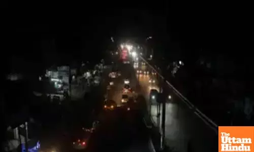 Tricity Blackout Amid Air Raid Alert: Residents Ordered Indoors