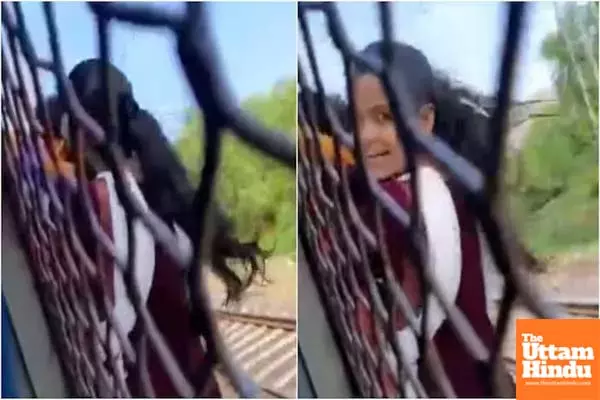 Terrifying Scene on Mumbai Local: Woman Clings to Footboard, Cries ‘My Hand Is Slipping Terrifying Scene on Mumbai Local: Woman Clings to Footboard, Cries ‘My Hand Is Slipping