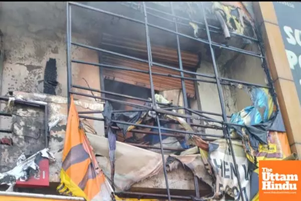 Massive fire breaks out on Gurudwara Road in Gurugram Massive fire breaks out on Gurudwara Road in Gurugram