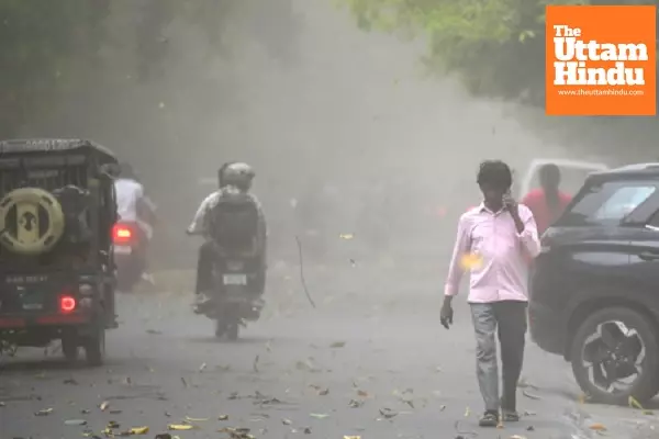 Delhi-NCR breathes slightly easier after rain, air quality remains poor in several areas Delhi-NCR breathes slightly easier after rain, air quality remains poor in several areas