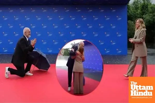 Watch VIDEO: Albanian PM Edi Rama Kneels to Greet Italian Counterpart Giorgia Meloni at Tirana Summit Watch VIDEO: Albanian PM Edi Rama Kneels to Greet Italian Counterpart Giorgia Meloni at Tirana Summit
