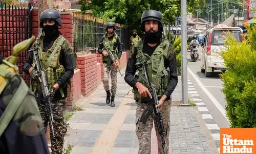 Armys Search Operation Underway in Kulgam, J&K; Terrorists Believed to Be Hiding, Area Sealed