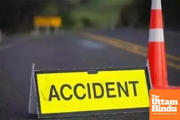 Dungarpur Road Mishap: Jeep Flips, Ambulance Collides with Truck; 4 Fatalities Dungarpur Road Mishap: Jeep Flips, Ambulance Collides with Truck; 4 Fatalities