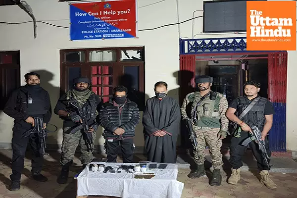 Two terror associates arrested with arms, ammunition in J&K’s Shopian Two terror associates arrested with arms, ammunition in J&K’s Shopian