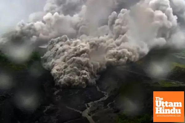 Indonesia raises alert status as Mount Lewotobi erupts, expands danger zone Indonesia raises alert status as Mount Lewotobi erupts, expands danger zone