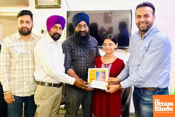 Meritorious Students Who Brought Laurels to Haroli Honoured by Charveti Foundation Meritorious Students Who Brought Laurels to Haroli Honoured by Charveti Foundation