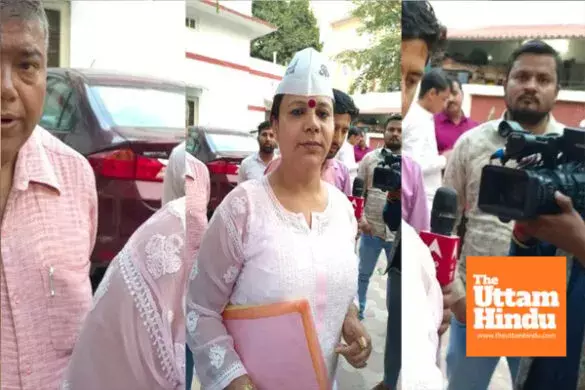 First transgender councillor of Delhi breaks ties with AAP, joins this party First transgender councillor of Delhi breaks ties with AAP, joins this party