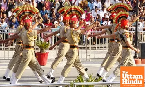 Low-key Beating Retreat ceremony at 3 India-Pak border points in Punjab resumes today