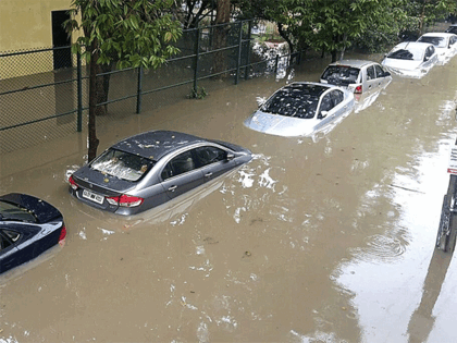 Monsoon Havoc Across India: Yamuna Overflows in Delhi, Landslides Ravage Himachal-Uttarakhand, Mumbai Flooded