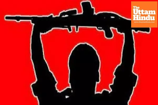 Nine Maoists, Including Four with Rewards, Surrender in Dantewada under Lon Varratu Campaign Nine Maoists, Including Four with Rewards, Surrender in Dantewada under Lon Varratu Campaign