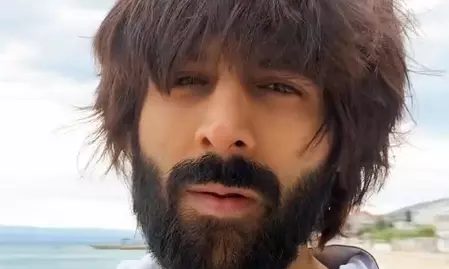 Kartik Aaryans ‘Tu Meri Main Tera Main Tera Tu Meri’ goes on floor with a mahurat ceremony