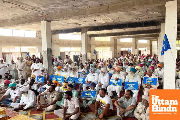 Nasha Mukti Yatra: AAP Leaders Conduct Anti-Drug Campaigns in Over 200 Villages, Urge Public to Boycott Traffickers Nasha Mukti Yatra: AAP Leaders Conduct Anti-Drug Campaigns in Over 200 Villages, Urge Public to Boycott Traffickers