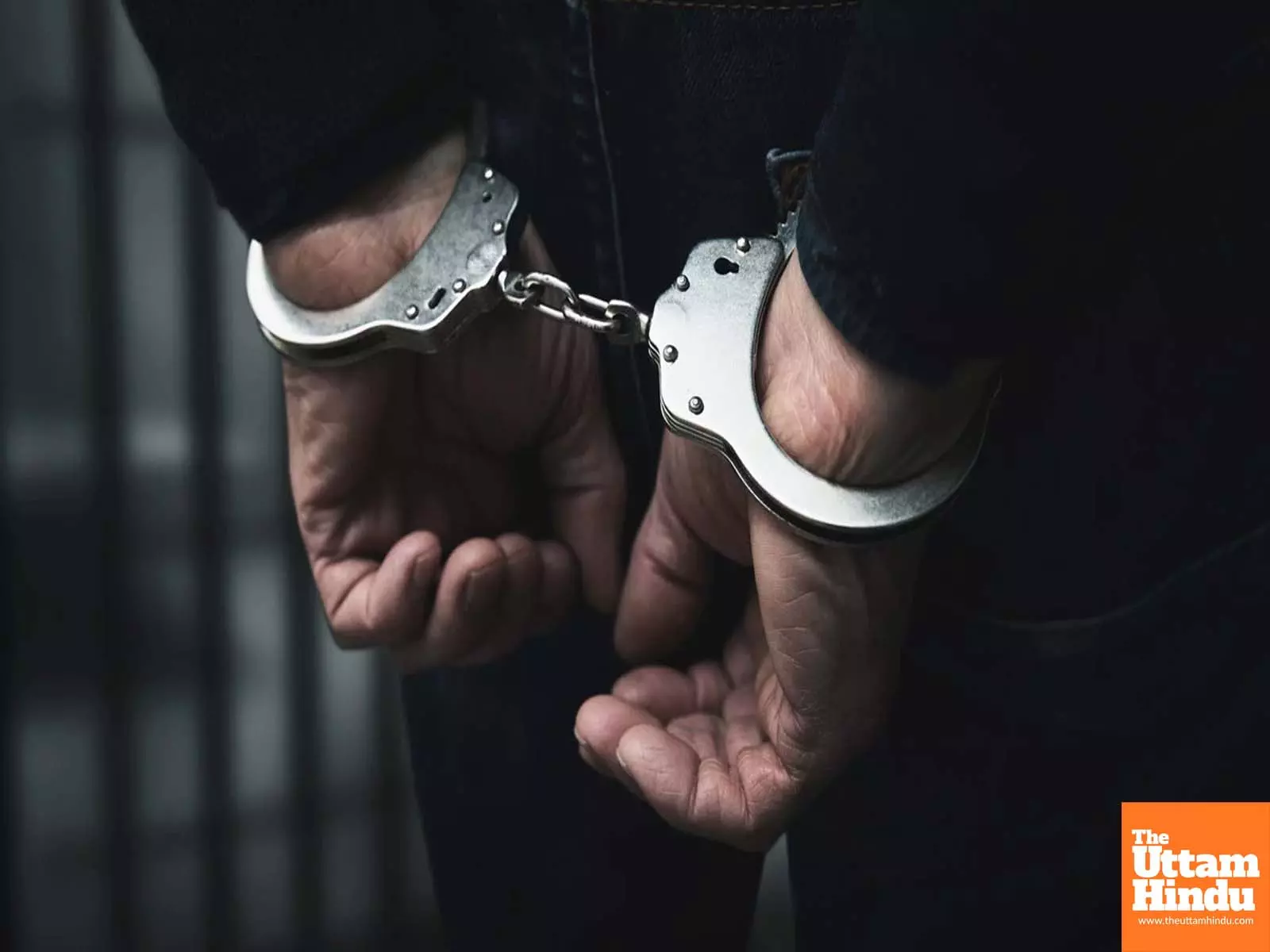 Pakistani traitors arrested in America, know how they were deceiving the government Pakistani traitors arrested in America, know how they were deceiving the government