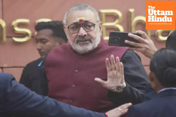 Union Minister Giriraj Singh Calls for Nationwide Boycott of Turkish Apples Amid Political Tensions Union Minister Giriraj Singh Calls for Nationwide Boycott of Turkish Apples Amid Political Tensions
