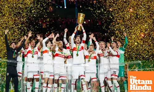 Stuttgart withstands late Bielefeld fightback for German Cup