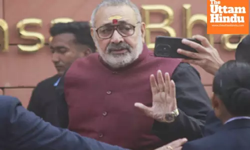 Union Minister Giriraj Singh Calls for Nationwide Boycott of Turkish Apples Amid Political Tensions