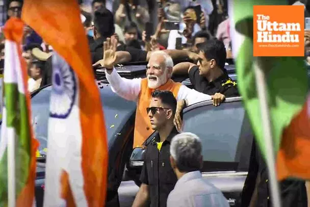 PM Modis roadshow in Vadodara: Colonel Sofias family also spotted PM Modis roadshow in Vadodara: Colonel Sofias family also spotted