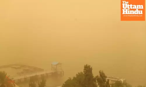 Dust storms sweep across Australia as experts warn of growing climate extremes